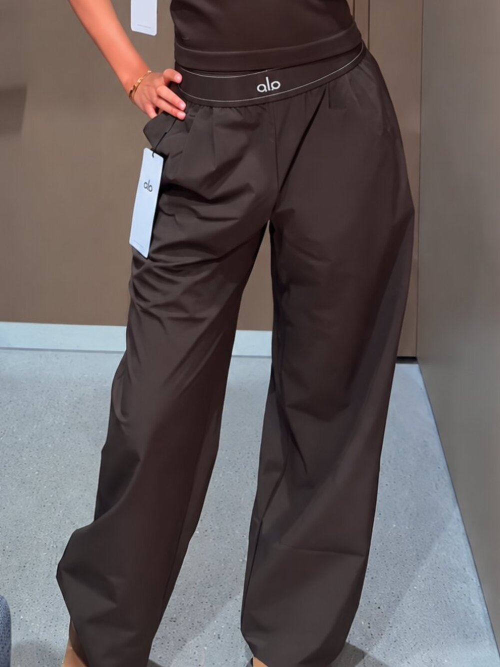Alo Yoga Suit Up Trouser Regular 30" Inseam Espresso NWT 🤎